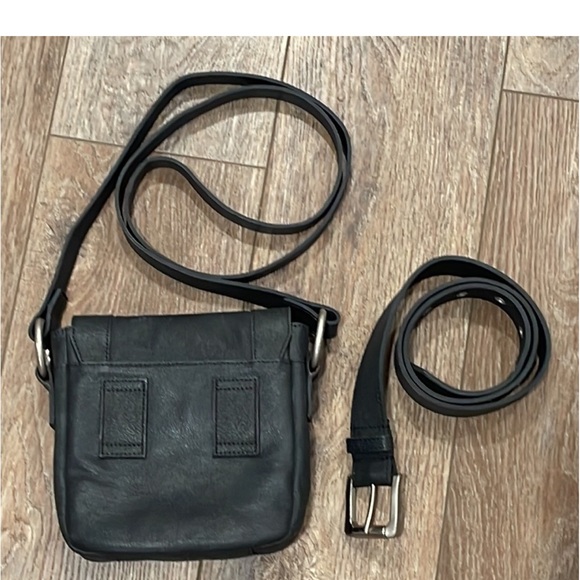 Spell leather bag with strap - Picture 11 of 13